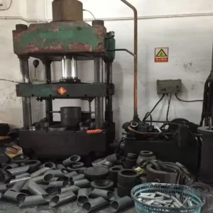 Extruder for butt weld pipe fittings 1