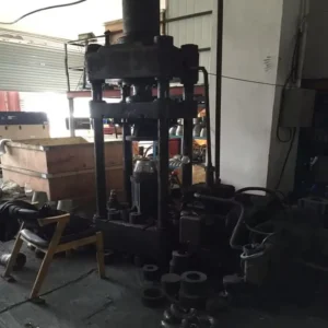 Extruder for butt weld pipe fittings-5 1 Extruder for butt weld pipe fittings 5